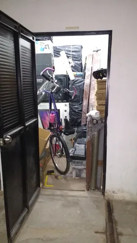 Excelente Apto Esquinero, 5 Piso, Ascensor, Unico Dueño, Como Nuevo.
