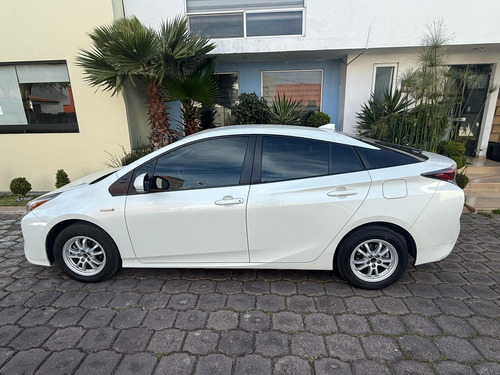 Toyota Prius 1.8 Premium Cvt
