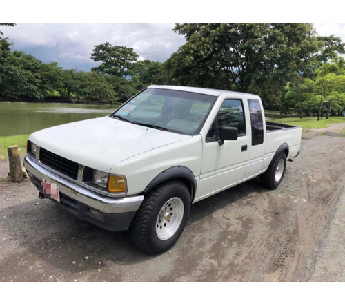 Imagen 4 de 4 de Isuzu Kb Extra Cab Americana