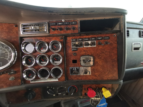 Imagen 10 de 15 de Tracto Camion Torton Kenworth T800