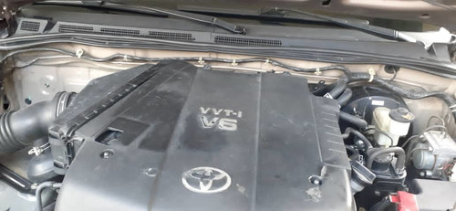 Toyota Fortuner .