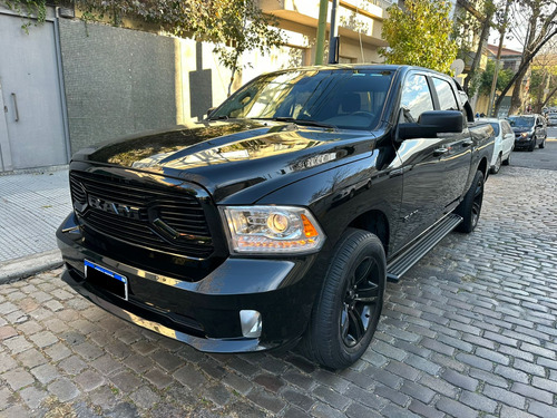 RAM 1500 5.7 Laramie Nigth Edition
