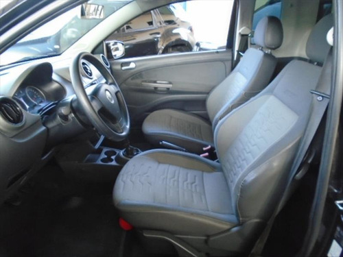 Imagem 6 de 14 de Volkswagen Saveiro 1.6 Cross Ce 8v