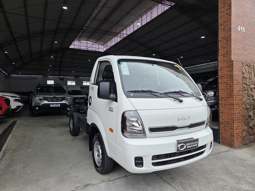 Kia Bongo 2.5 TD DIESEL STD CS 4x4 MANUAL
