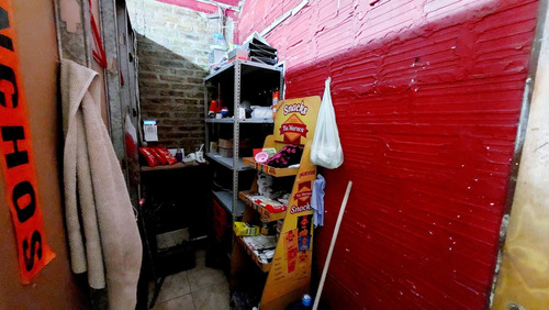 Imagen 6 de 11 de Local Comercial Con Baño En Monte Grande!