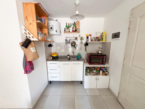 Venta Depto 2 Amb Pb C/patio - Moron Centro