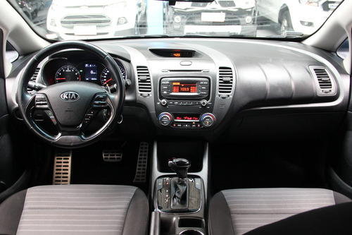 Kia Cerato 1.6 Sx 16v Flex 4p Automático
