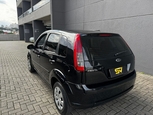 Ford Fiesta 1.6 MPI HATCH 8V