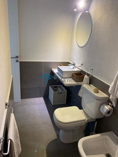 Venta Departamento 2 Dormitorios En Manantiales Con Parrillero