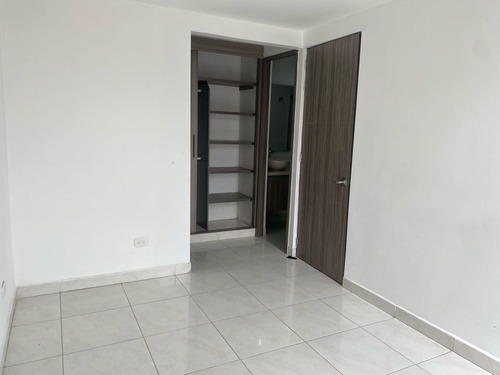 Imagen 12 de 18 de Se Vende Apartamento Granada Real, Armenia Quindio