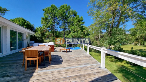 Casa En El Golf, Hoyo 7, 4 Dormitorios, Barbacoa Y Piscina, Playroom