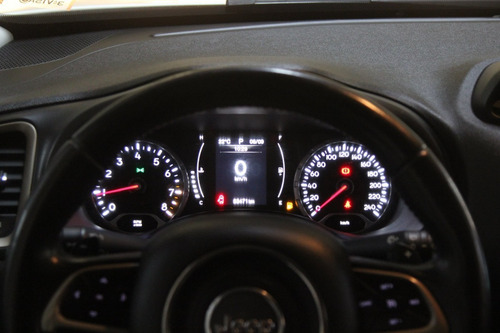 Imagem 7 de 13 de Jeep Renegade