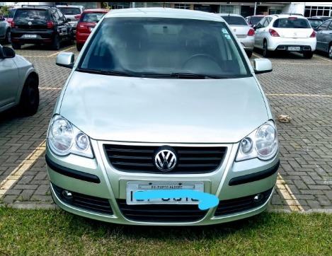 Volkswagen Polo Sedan 1.6 Total Flex 4p 2008