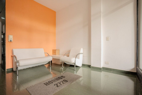 Venta Monoambiente Con Subdivisión. Caseros Centro