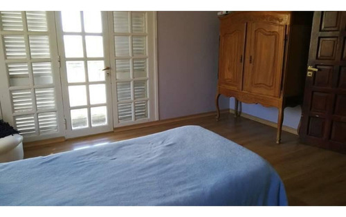 Imagen 19 de 27 de Comoda Casa Quinta De 4 Dormitorios Y 13.000 M2 De Parque Arbolado