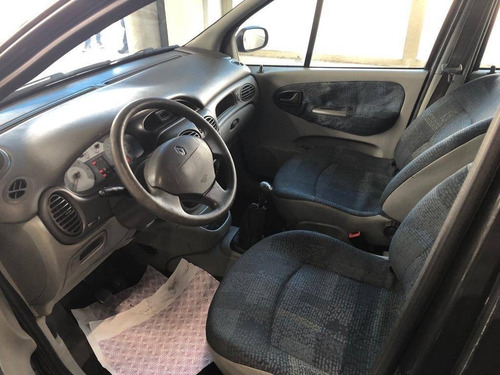 Imagem 9 de 15 de Renault Scénic 1.6 Authentique 16v Flex 4p Manual