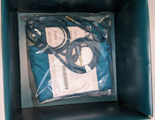 Audífonos Sony H.ear On Mdr-100a (edición Hatsune Miku) Celeste (Usado)