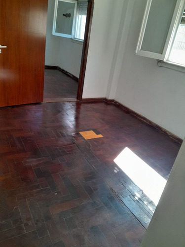 Depto De Uso Profesional En Alquiler