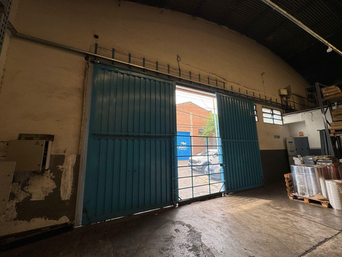 Galpón Industrial De 1100m² Edificados - La Tablada
