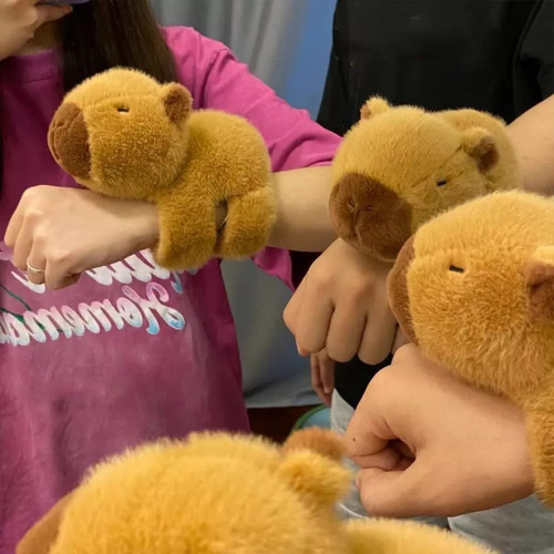 Pulsera De Felpa Con Forma De Capibara, Suave Y Divertida