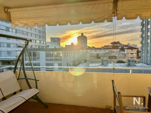 Muy Lindo Apartamento En Península, A 1 Cuadra De La Playa