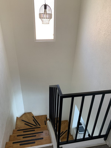 Casa Aislada En Condominio 4 Dormitorios, 3 Baños