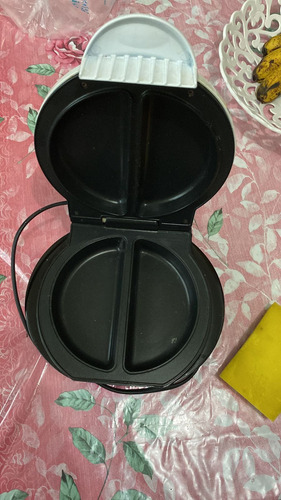 Omeleteira Britânia Duo Plus Bro2 (110v) (Usado)