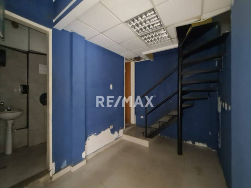 Imagen 10 de 14 de Edificio Comercial En Venta Avenida Bolivar