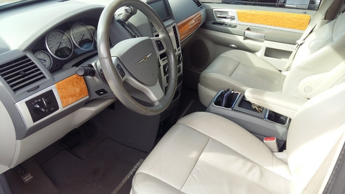 Chrysler Town & Country Limited 3.8 V6 Modelo 2009
