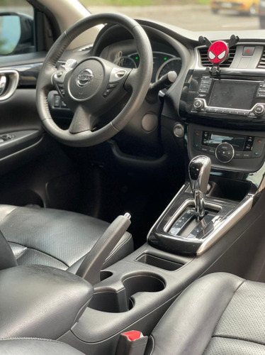 Nissan Sentra Full Exclusive 1.8