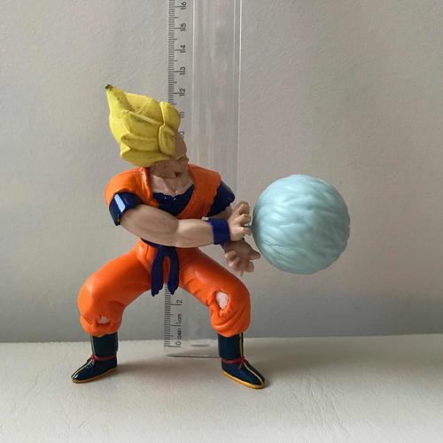 Boneco Goku Sayajin