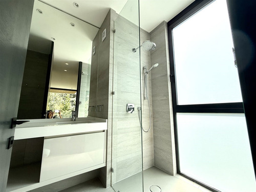 Exclusivo Dpto En Arriendo De 4hab/6b/3e/bod/serv/san Damian