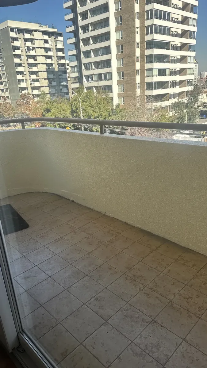 Imagen 5 de 22 de Arriendo , A Pasos Plaza Los Leones, Amplio 3 D, 3 B, E