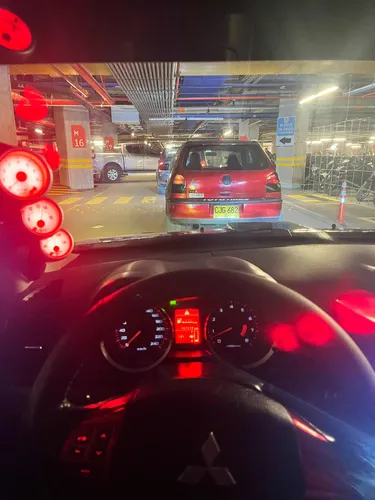 Mitsubishi Lancer 2.0 Gls