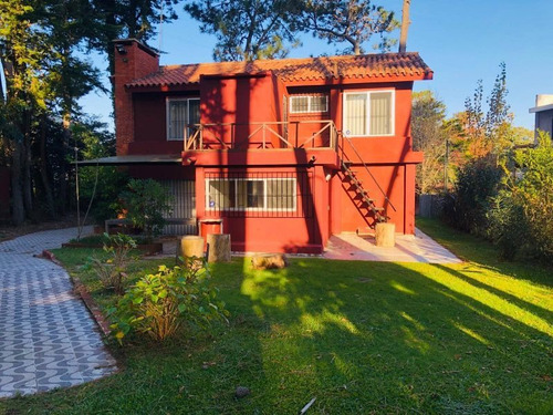 Casa En Venta De 4 Dormitorios En San Rafael