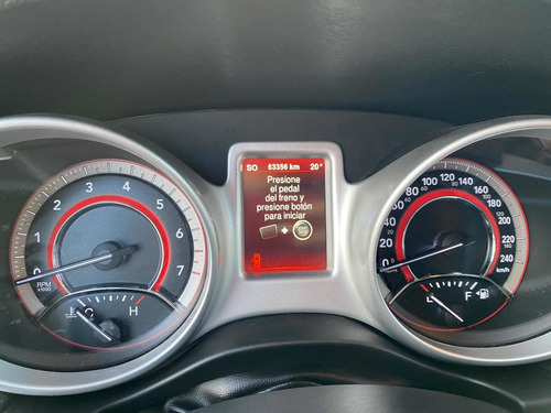 Imagen 9 de 15 de Dodge Journey 2.4 Sxt Sport 7 Pasajeros At 2016