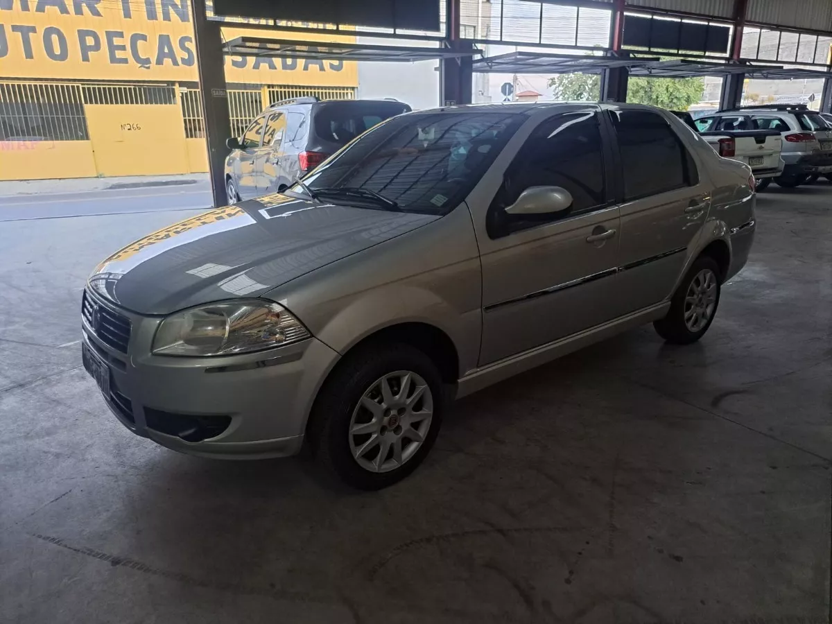 Fiat Siena 1.0 El Flex 4p