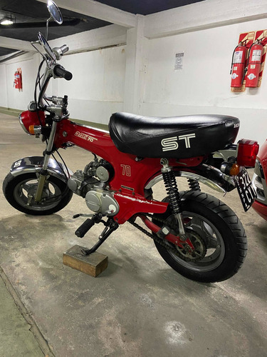 Imagen 4 de 5 de Honda St70