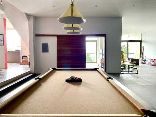Excepcional Casa En Venta En Avándaro, Con Vista Al Lago.
