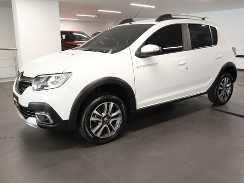 Renault Stepway 1.6 Intense Automática