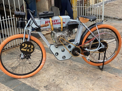 Imagem 2 de 4 de Harley Bord Track