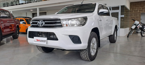 Toyota Hilux 2.8 Cd Sr 177cv 4x4