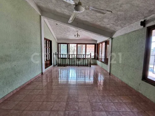 Casa En Venta, Col. El Zapotal, Acayucan, Ver.