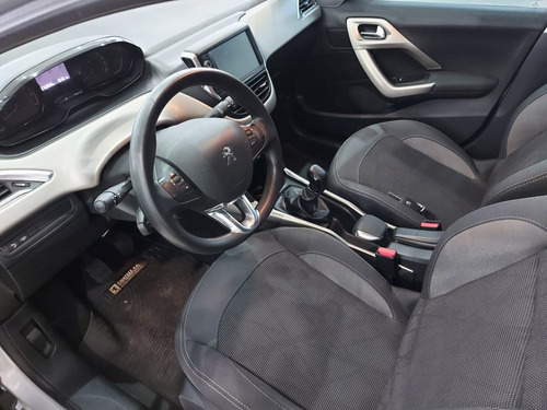 Peugeot 2008 1.6 Nafta Allure C/nav 2017 // 4632025