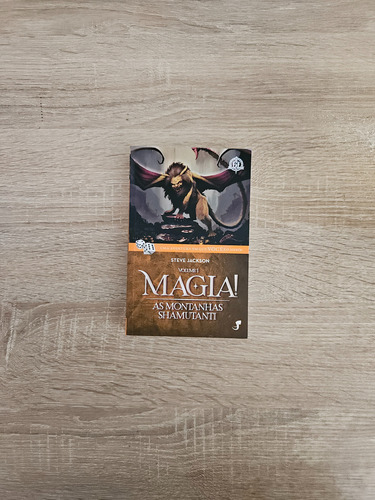 Livro Jogo - Magia! As Montanhas Shamutanti - Jambô - Fighting Fantasy - Aventuras Fantásticas (Usado)