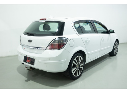 Chevrolet Vectra 2.0 MPFI GT-X HATCH 8V FLEX 4P AUTOMÁTICO