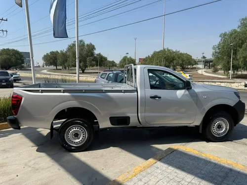 Nissan NP300 2.5 Pick Up Mt Ac