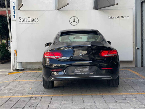 Imagen 4 de 15 de Mercedes-benz Clase C 2017 2p C 180 Coupé L4/1.6/t Aut Tech