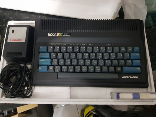Computador Antigo Microdigital Tk 95 Color Computer Na Caixa (Usado)