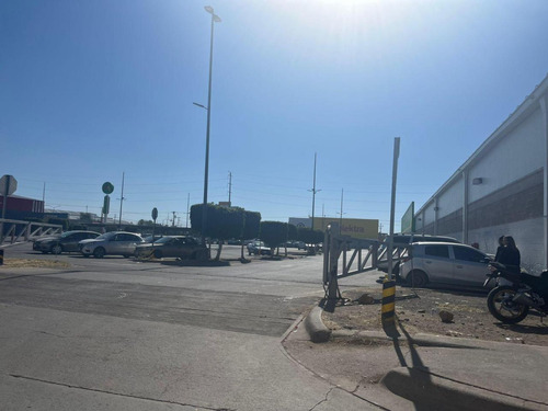Terreno En Renta Con Bardas En Industrial Delta Leon, Gto A Unos Metros De Bodega Aurrerá Y Delta